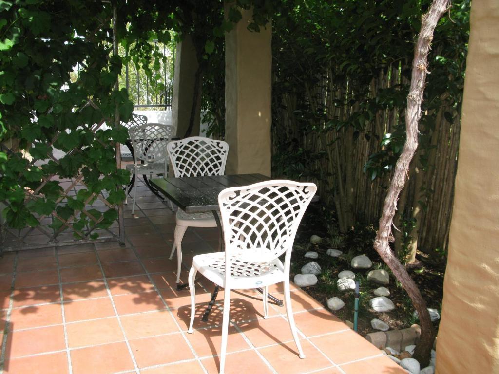 Casablanca Bed And Breakfast Stellenbosch Ngoại thất bức ảnh