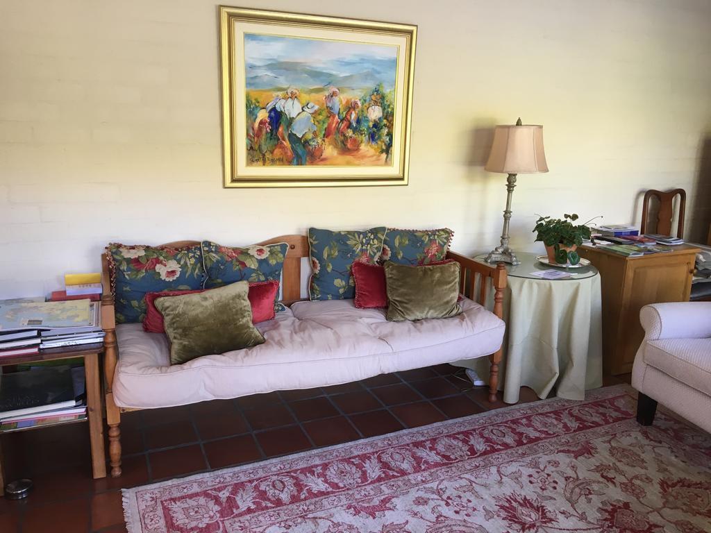 Casablanca Bed And Breakfast Stellenbosch Ngoại thất bức ảnh
