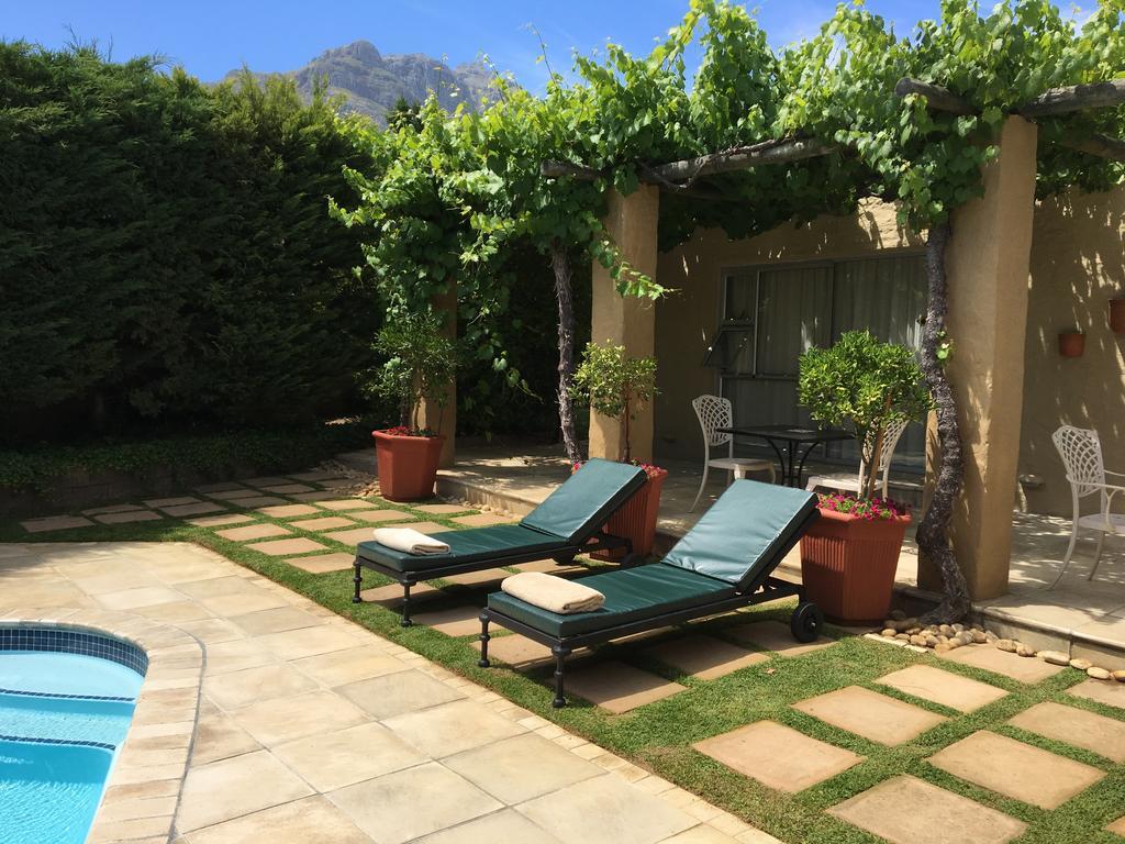 Casablanca Bed And Breakfast Stellenbosch Ngoại thất bức ảnh