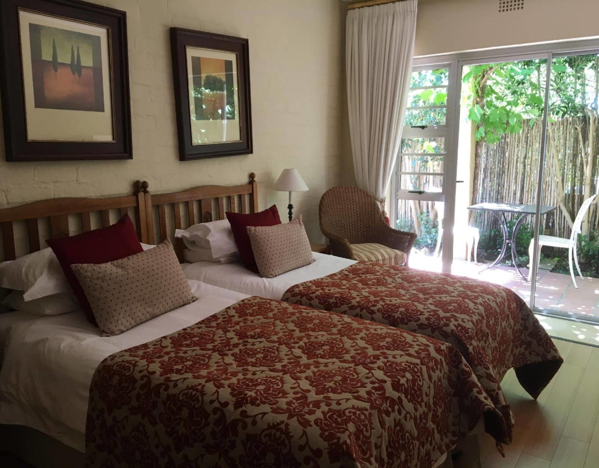 Casablanca Bed And Breakfast Stellenbosch Ngoại thất bức ảnh