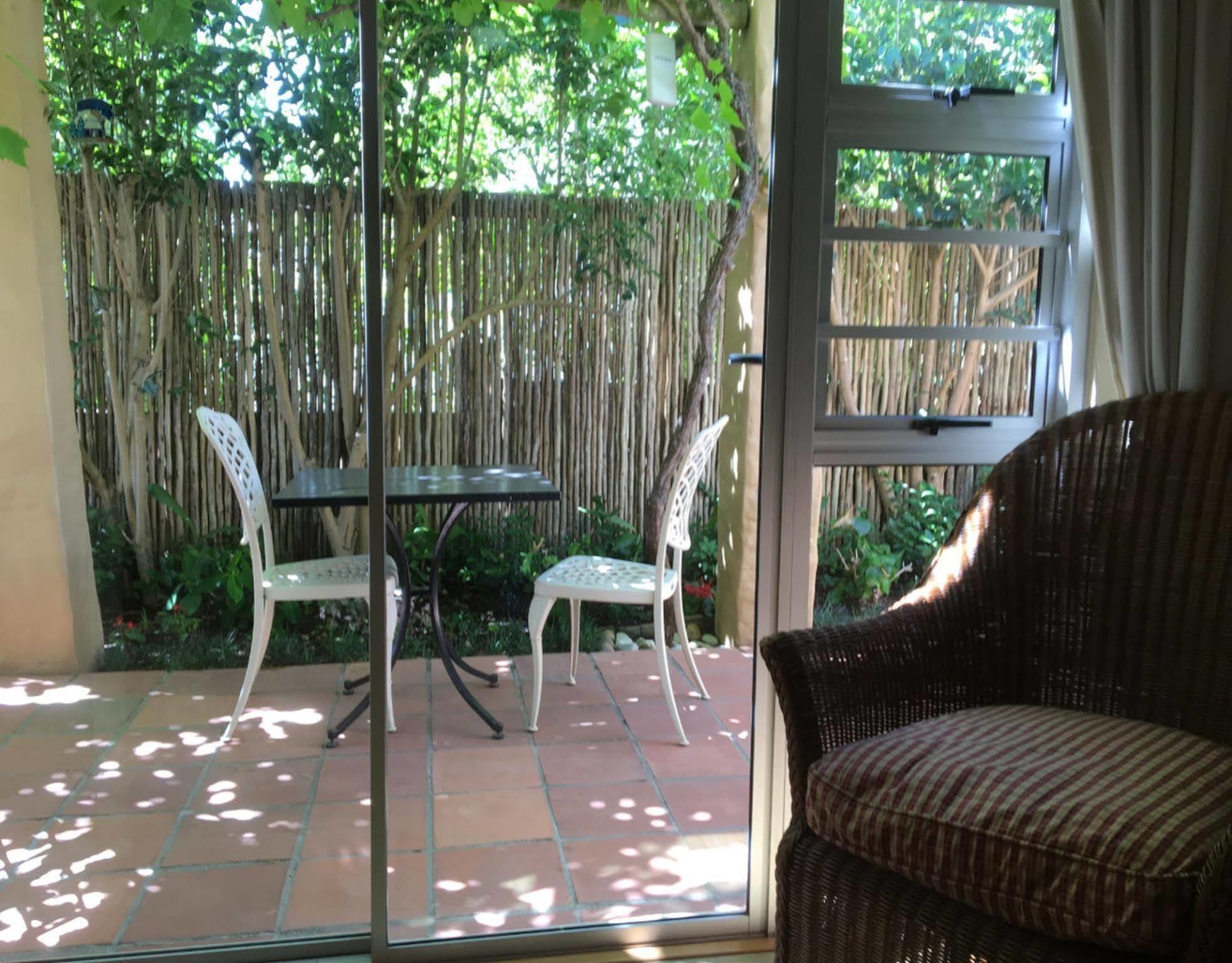 Casablanca Bed And Breakfast Stellenbosch Ngoại thất bức ảnh